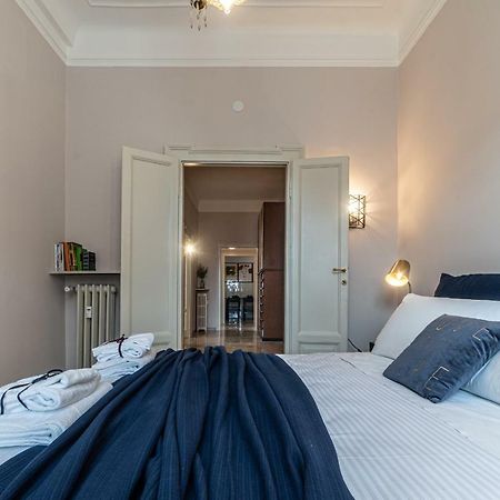 Ferienwohnung Joivy Sophisticated 3-Bed Flat With Desk Mailand Exterior foto