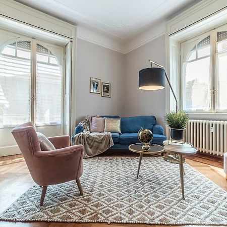 Ferienwohnung Joivy Sophisticated 3-Bed Flat With Desk Mailand Exterior foto