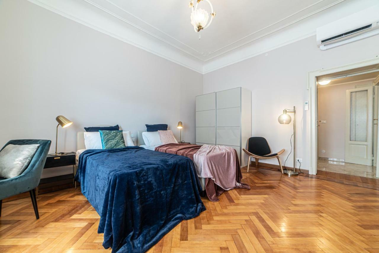 Ferienwohnung Joivy Sophisticated 3-Bed Flat With Desk Mailand Exterior foto