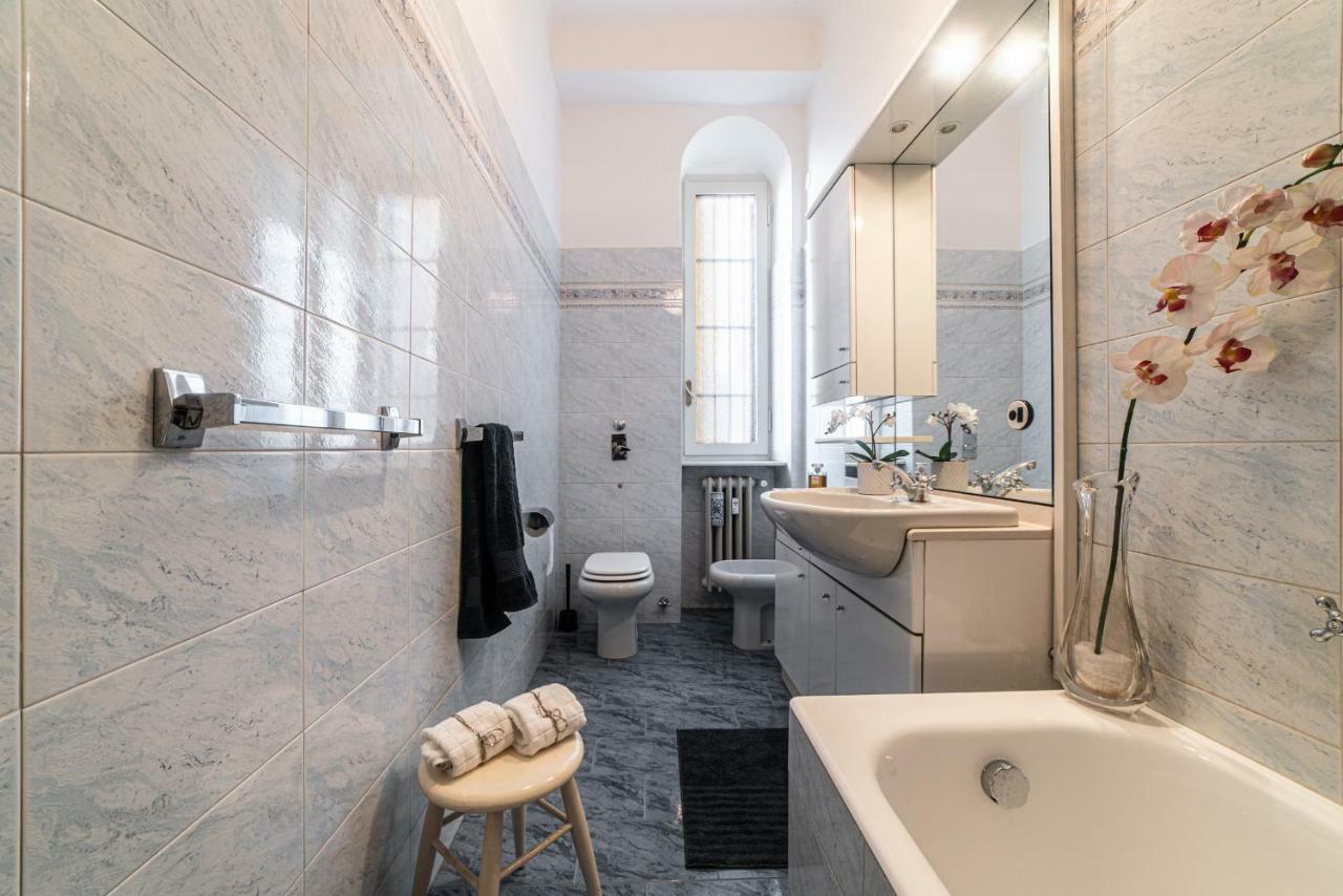 Ferienwohnung Joivy Sophisticated 3-Bed Flat With Desk Mailand Exterior foto